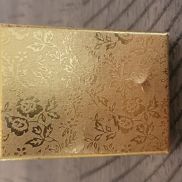 Teacup Puppy Jewelry Holder - Picture 8 of 9